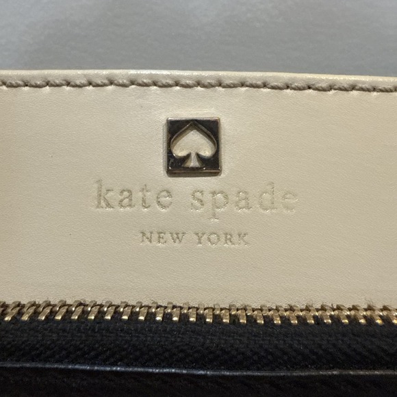 Kate Spade Crossbody Bag Womens Black Cream Leather Tassel Purse Wallet Interior - Picture 2 of 9